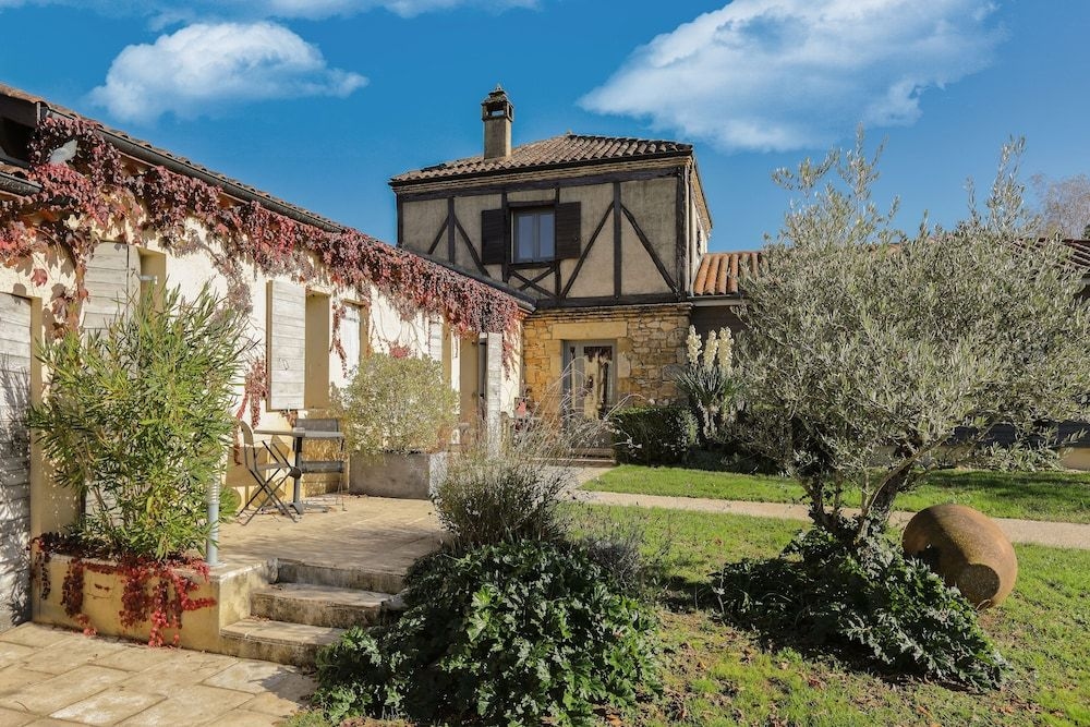 Le Mas de Castel0
