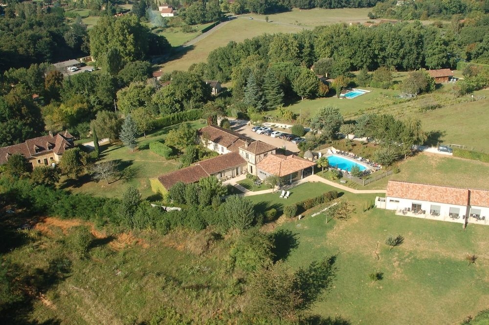 Le Mas de Castel3