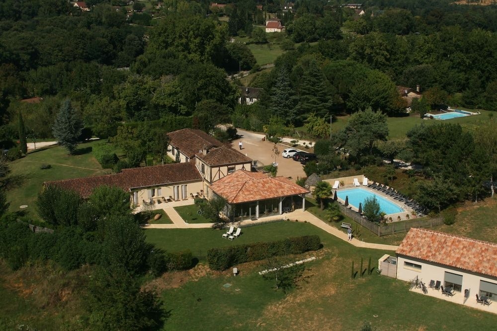 Le Mas de Castel2
