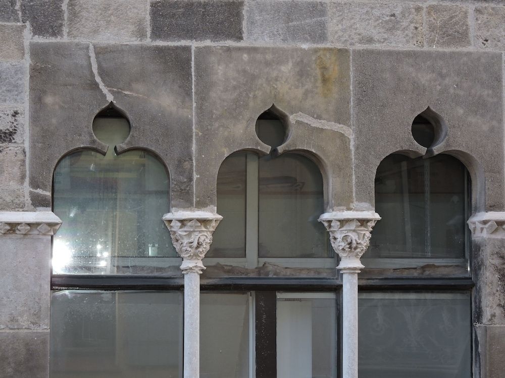 Hotel De La Loge3