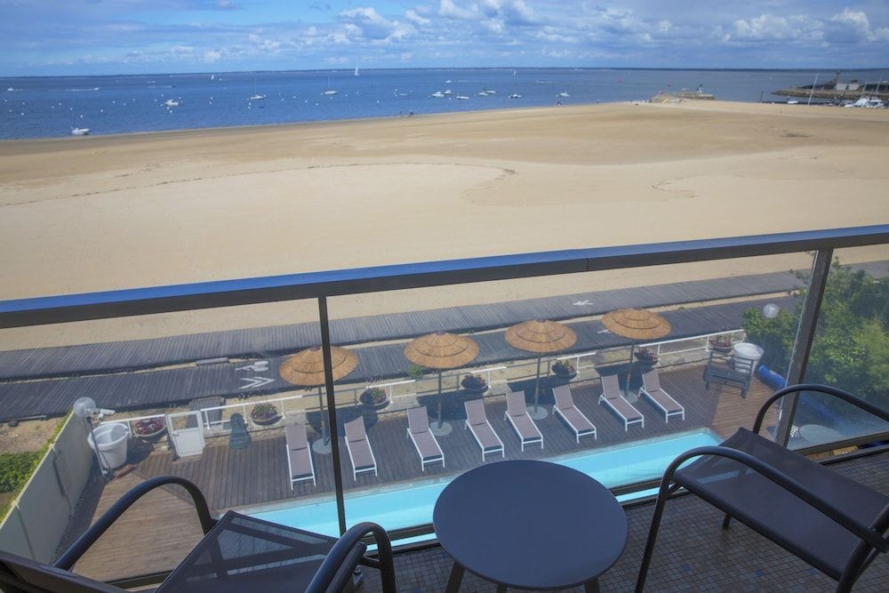 Arc Hotel sur Mer4