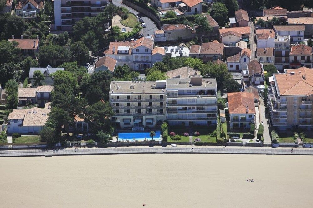 Arc Hotel sur Mer3
