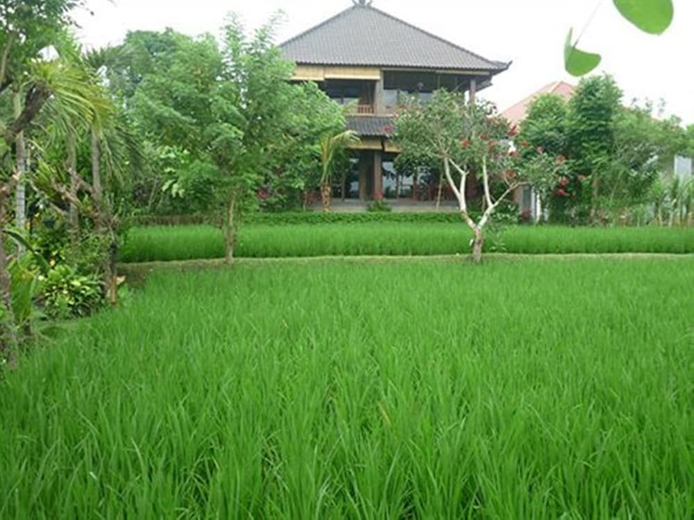 Bliss Bungalow2