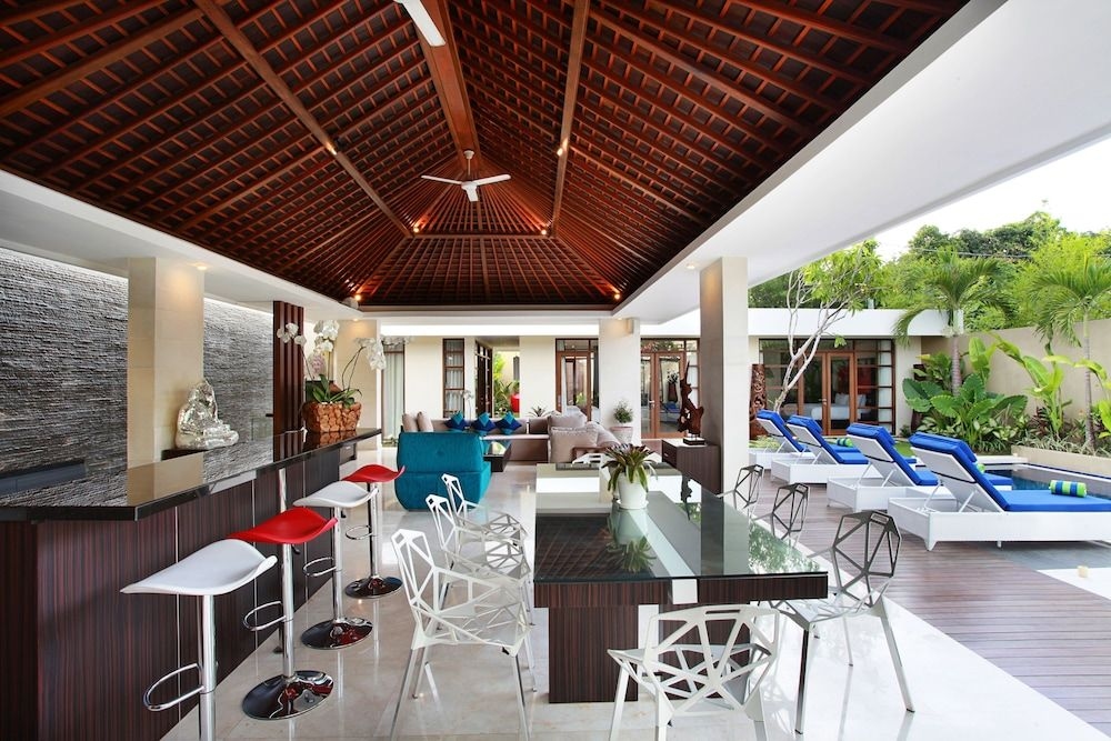 Indi Villas4