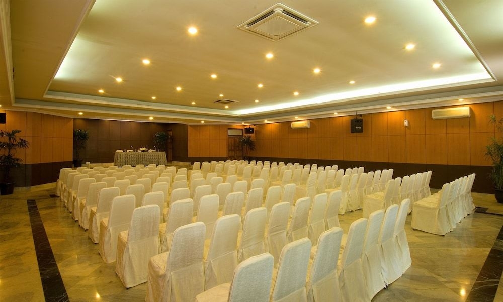 Yasmin Resort & Conference Hotel1