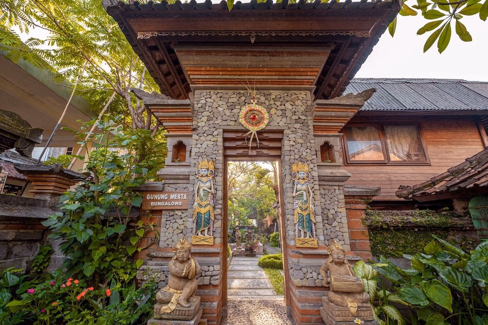Gunung Merta Bungalows3