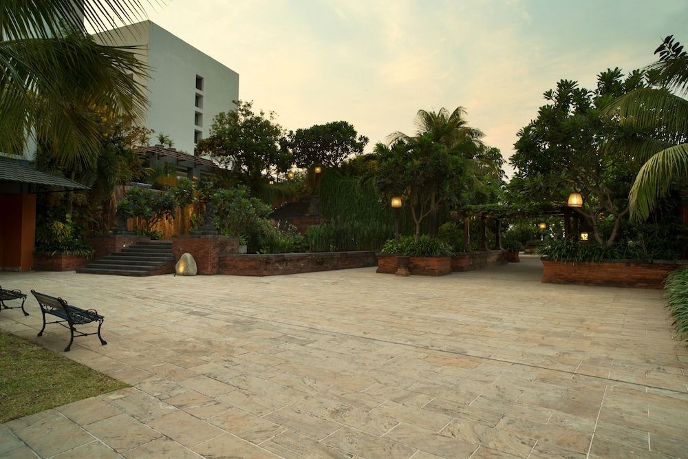 Bumi Surabaya City Resort1