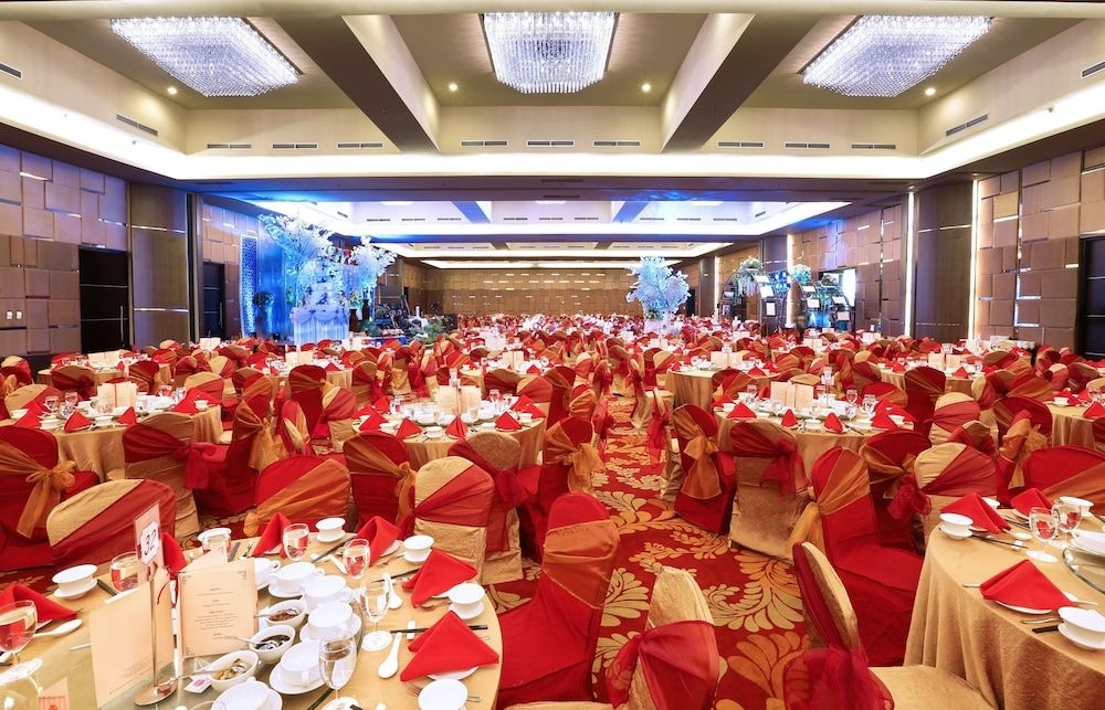 Aston Madiun Hotel & Conference Center3