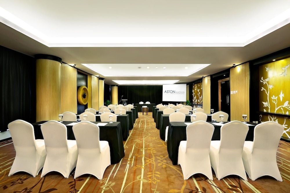 Aston Madiun Hotel & Conference Center1