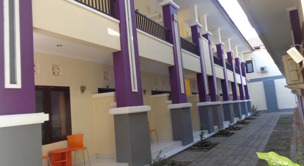 Bakung Sunset Hotel1