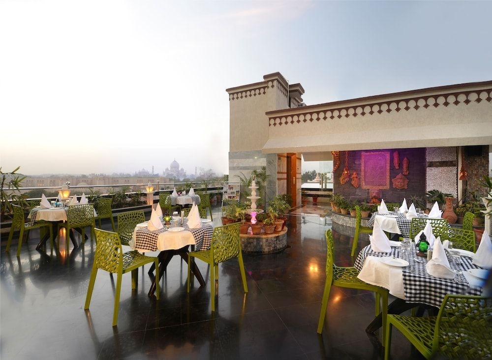 Hotel Mumtaz Mahal1