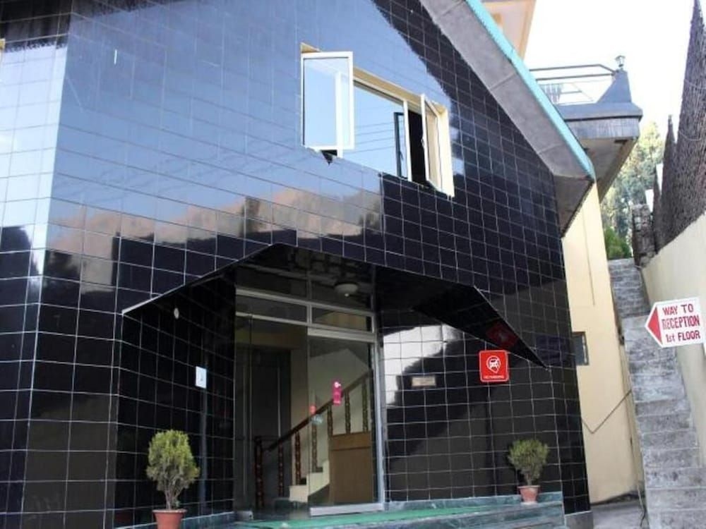 Anand Palace Hotel1
