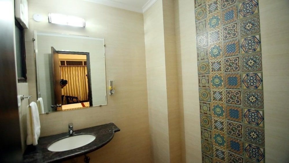 Hotel Rousha Inn4