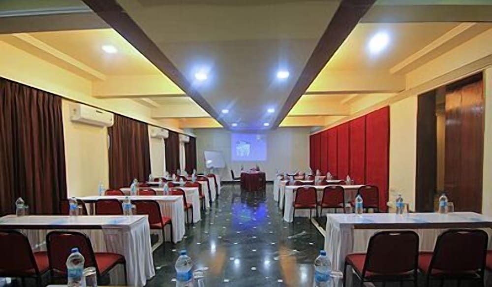 Hotel The Metropole4
