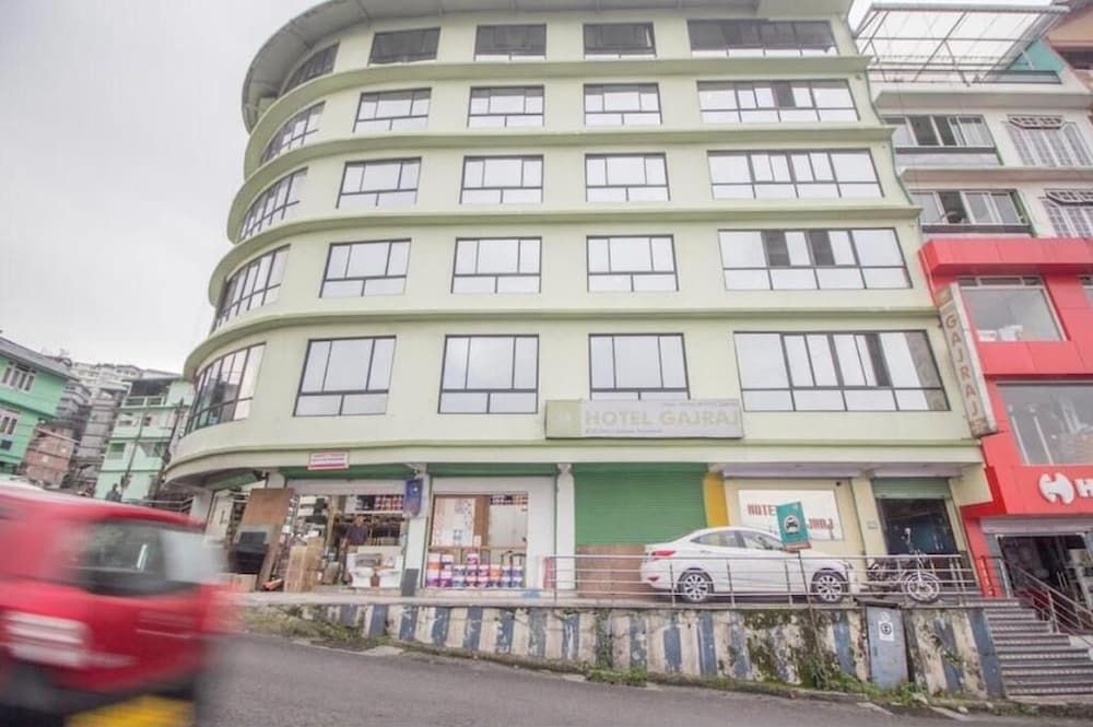 Gajraj Hotel2