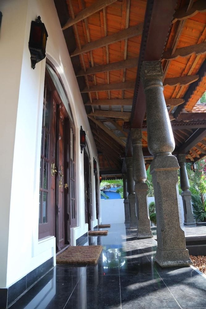 Bamboo Lagoon Backwater Front Resort2