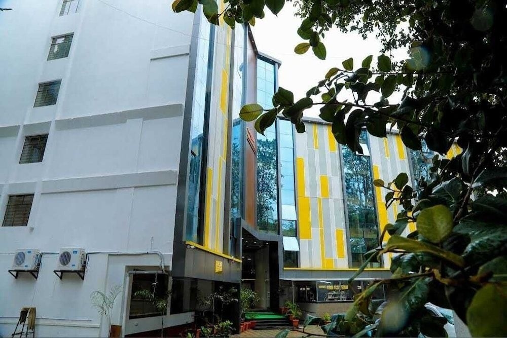 Hotel Kanishka2