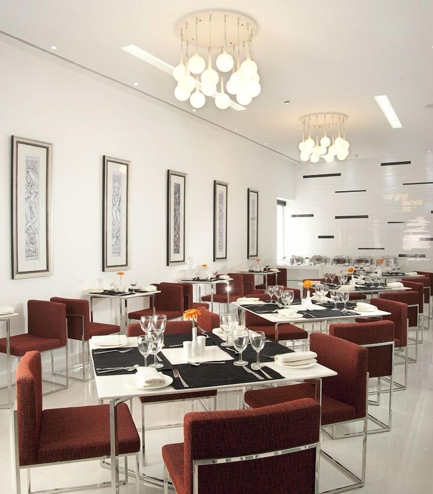 Sapphire Suites2