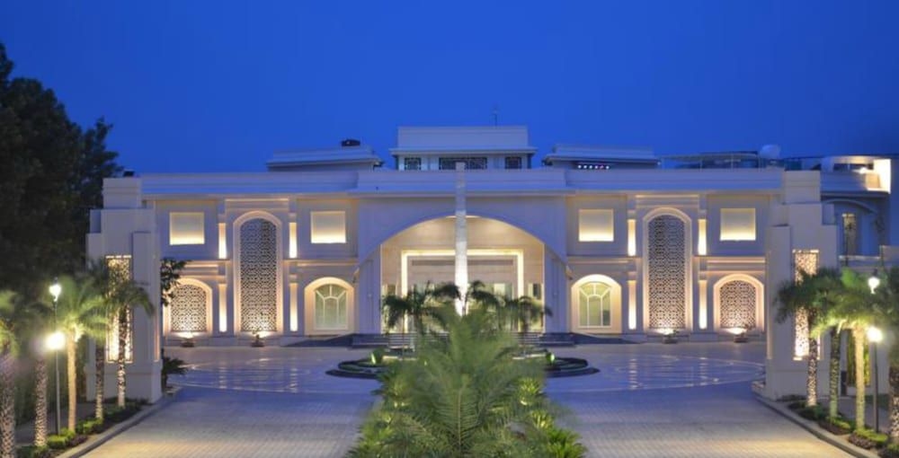 THE UMRAO4