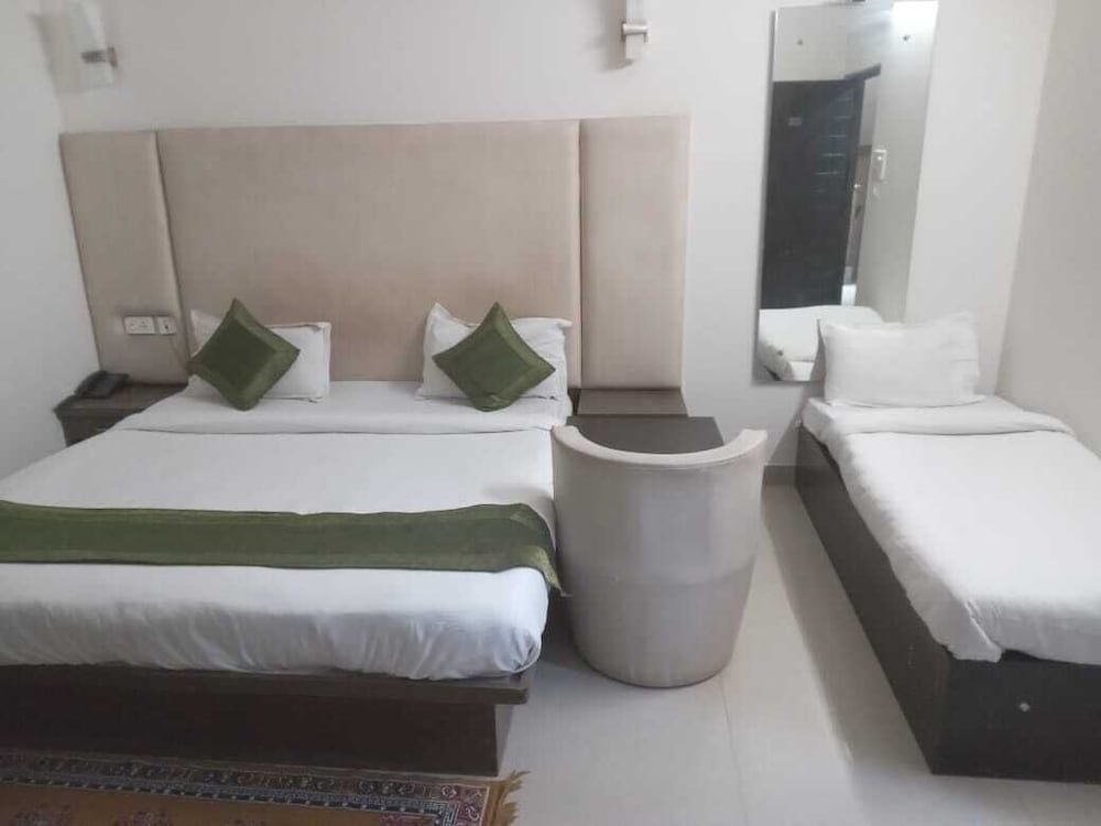 Mani Ram Palace2