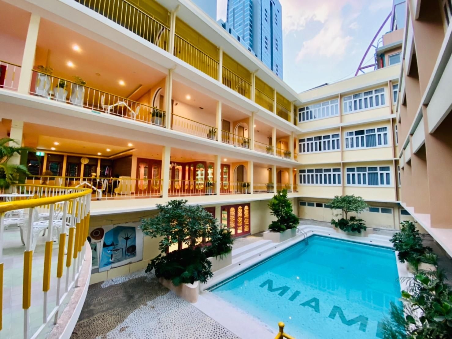 โรงแรมไมอามี่ กรุงเทพฯ (Miami Hotel Bangkok)0