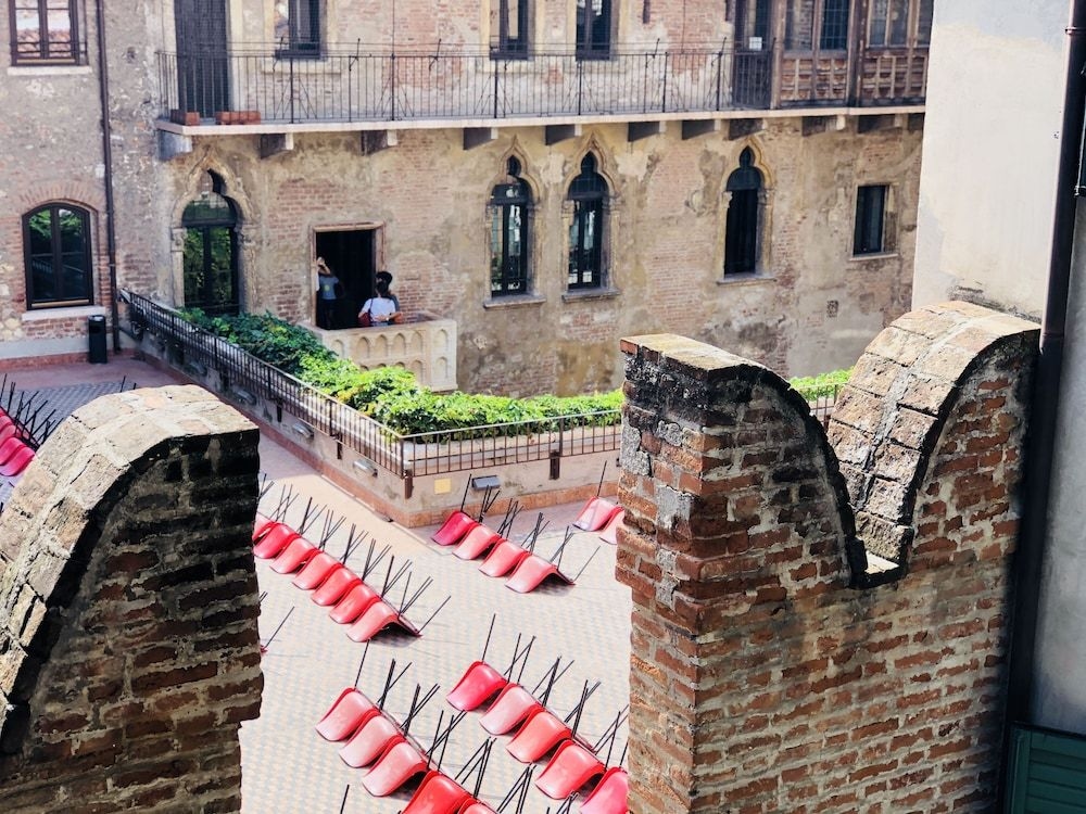 Le Suite Di Giulietta0