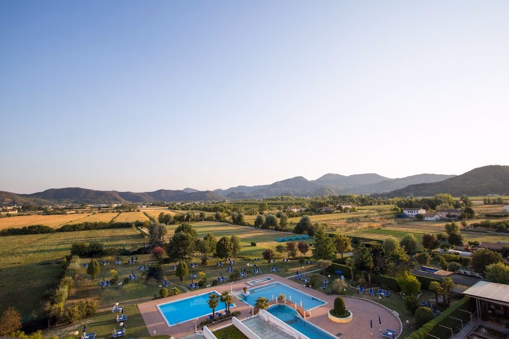 Hotel Leonardo Da Vinci Terme & Golf2