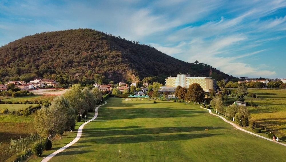 Hotel Leonardo Da Vinci Terme & Golf3
