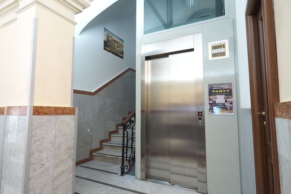 Alessandro Palace & Bar0