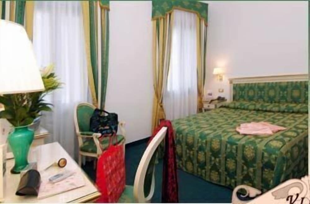 Villa Crispi2