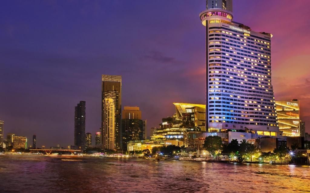 โรงแรมมิลเลนเนียม ฮิลตัน กรุงเทพ (Millennium Hilton Bangkok)1