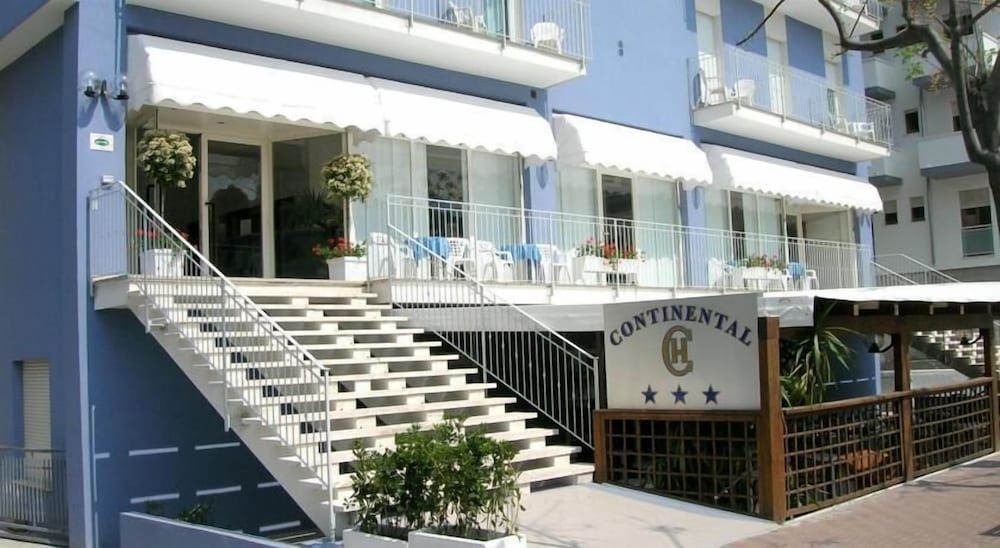 Hotel Continental0