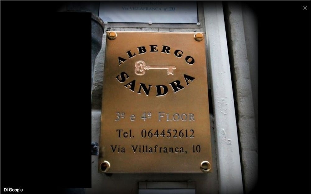 Hotel Sandra2