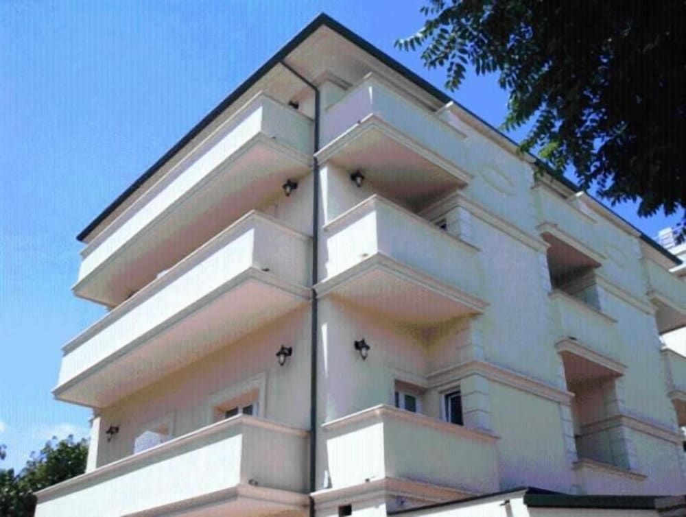 Atmosphere Suite Hotel2
