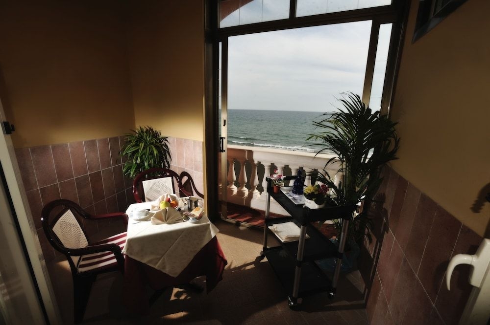 Miramare1