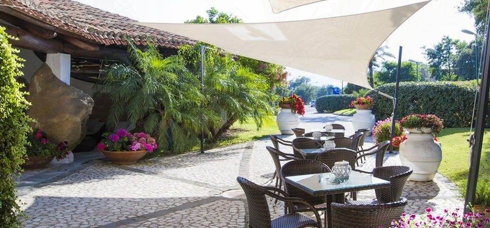 Hotel Poseidonia0