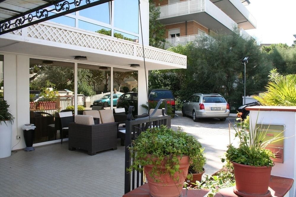 Hotel Montecarlo4