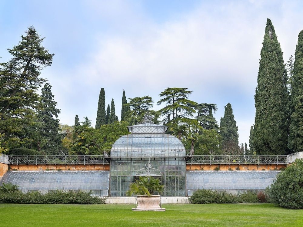 Villa dei Cedri1