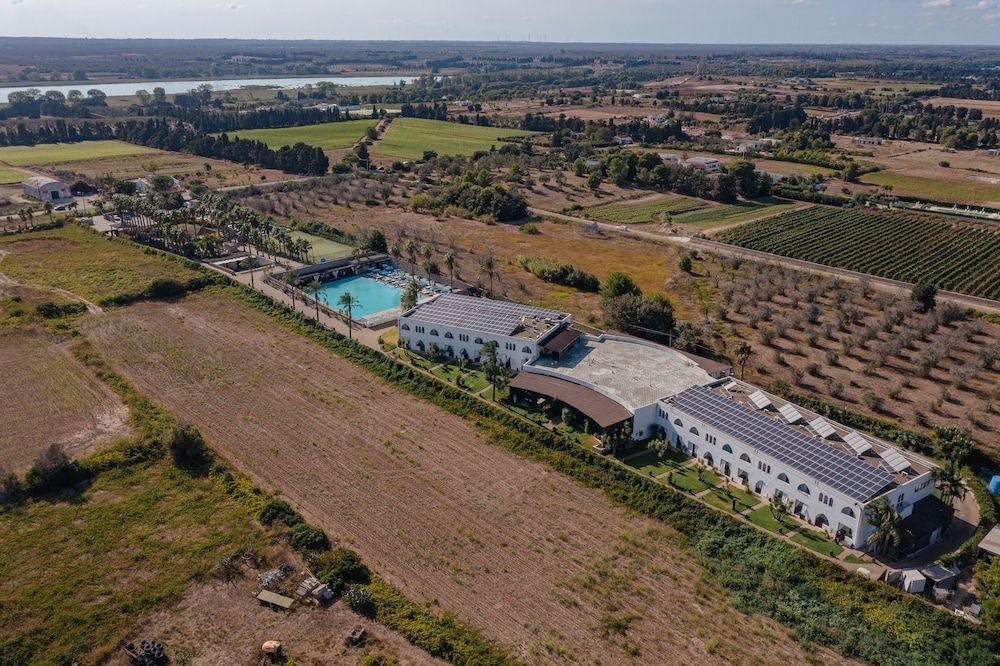 Resort Baia dei Turchi4