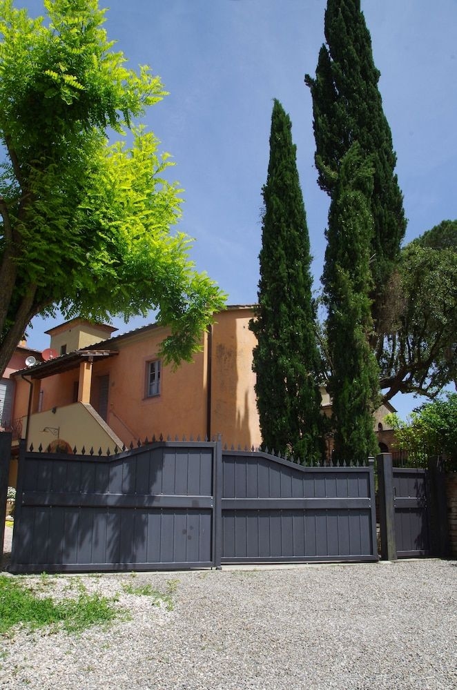 Borgo Dolciano0