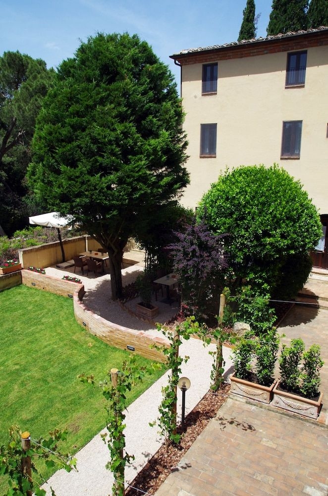 Borgo Dolciano1