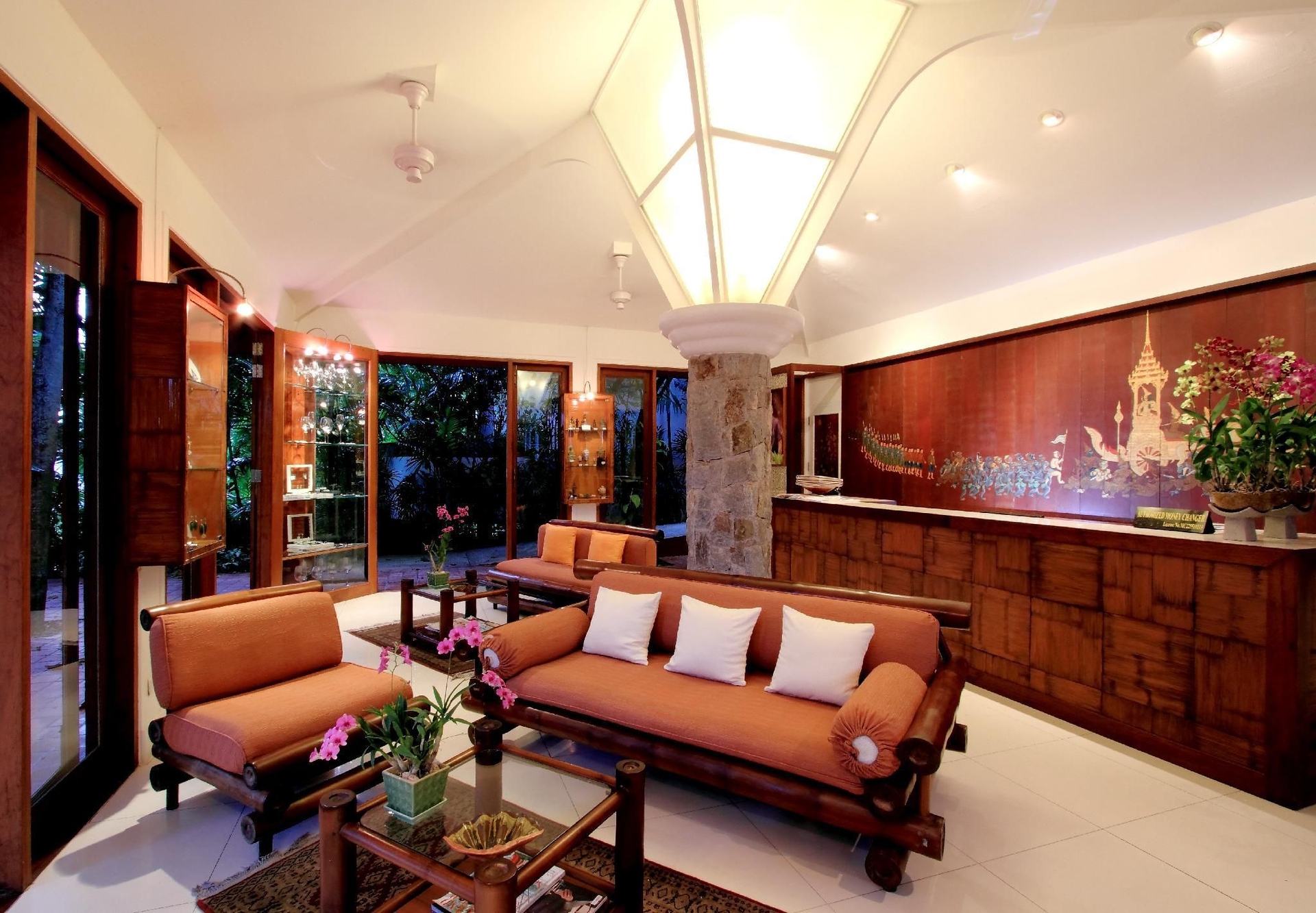 โรงแรมหม่อมตรี วิลล่า รอยัล (Mom Tri’s Villa Royale)4