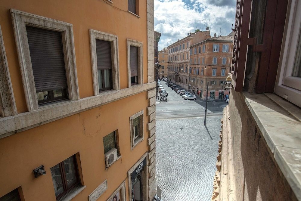 Pantheon Caesar Relais2