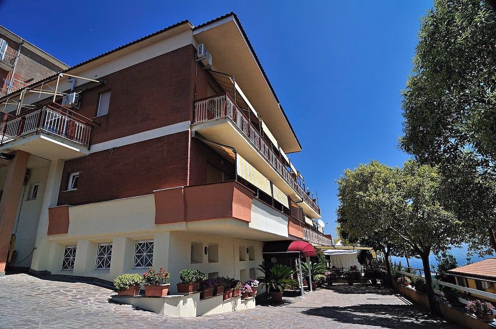 Albergo Paradiso1