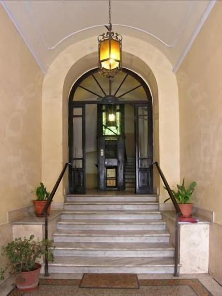 Aenea's B&B1
