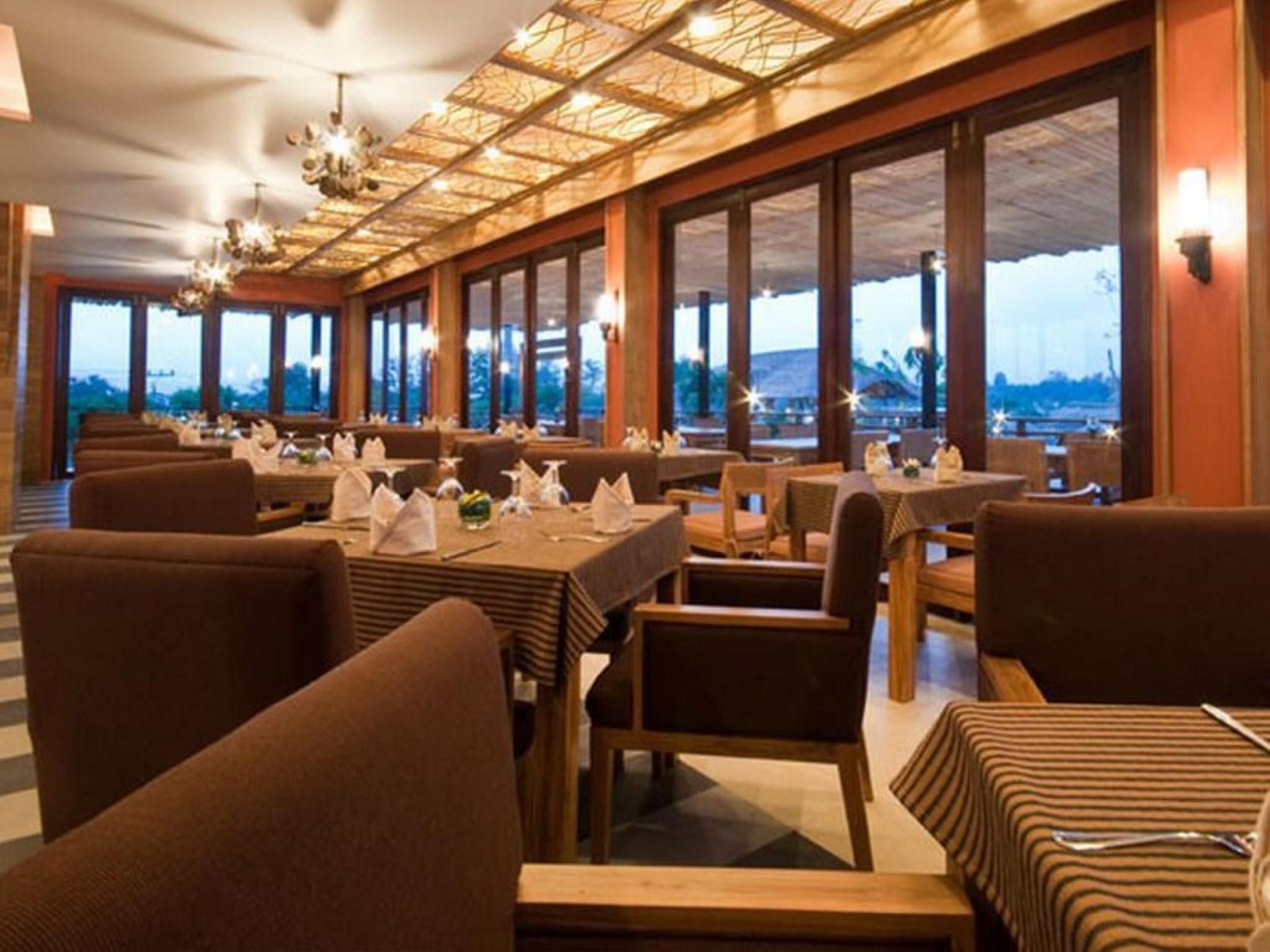 มอนทิส รีสอร์ต (Montis Resort)4