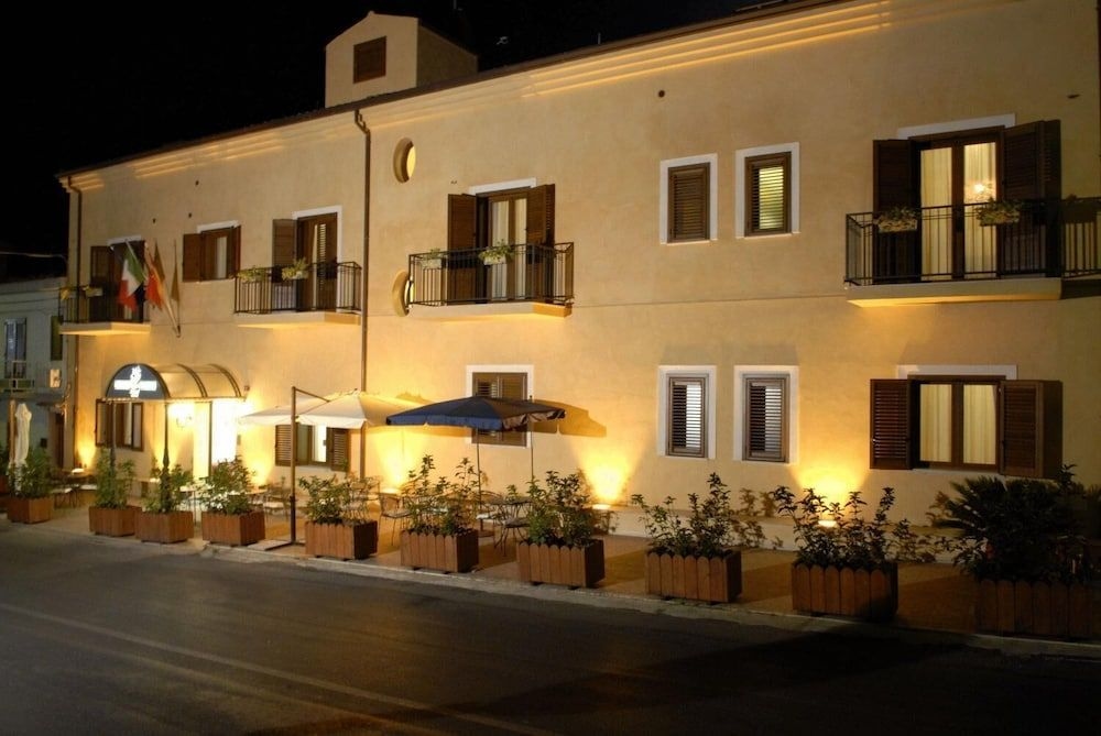 Paradiso Delle Madonie2