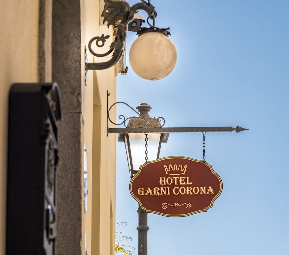 Hotel Garni Corona0