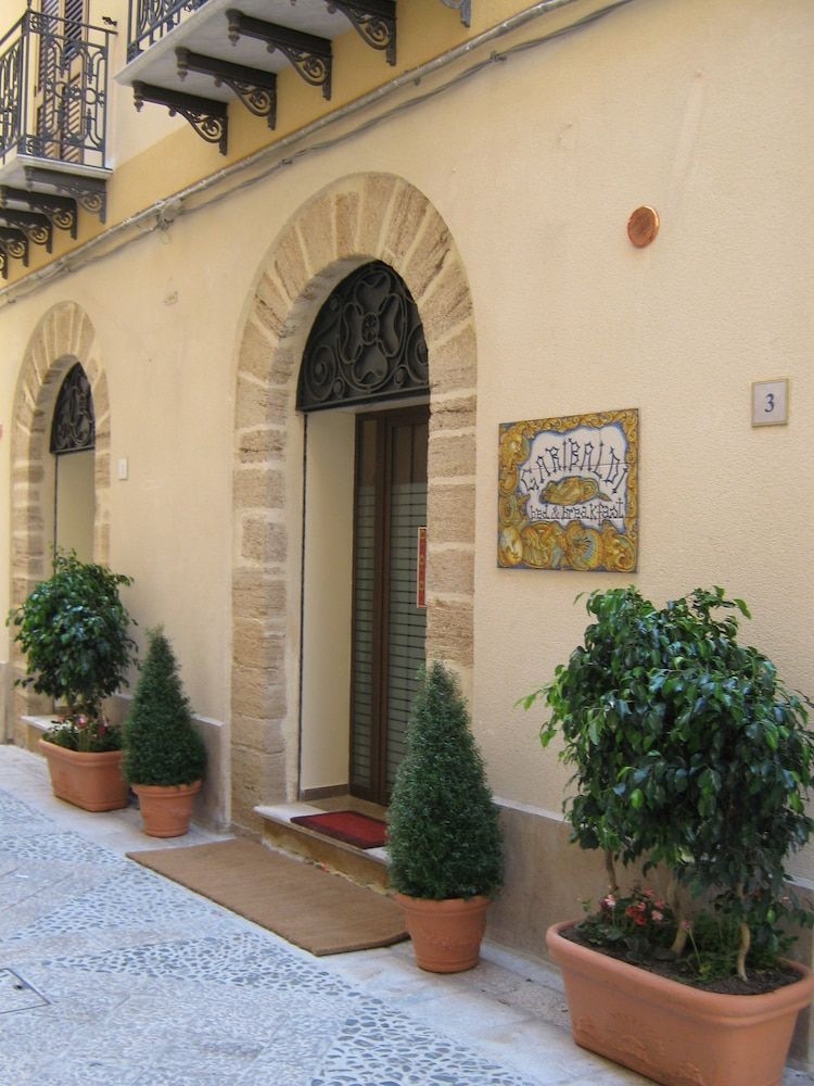 Garibaldi Relais4