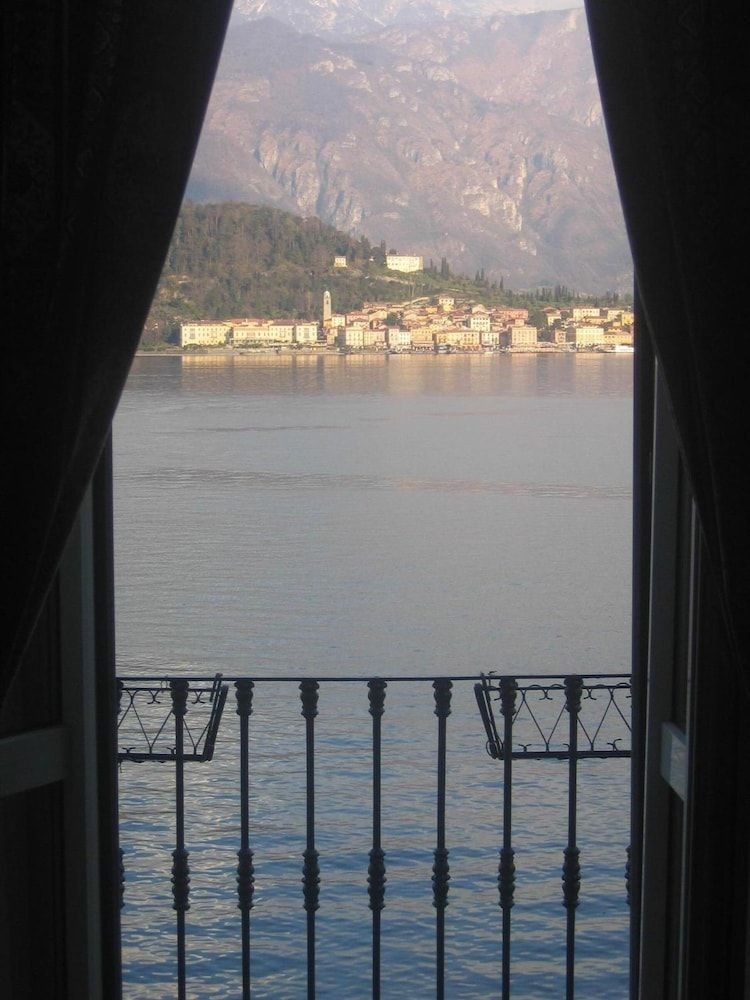 Hotel Riviera0